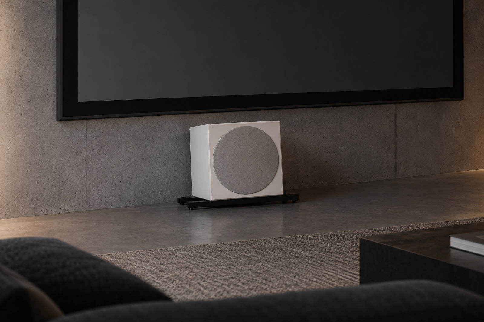 42.audio Milliways — Center-Lautsprecher unter der Leinwand, Visualisierung